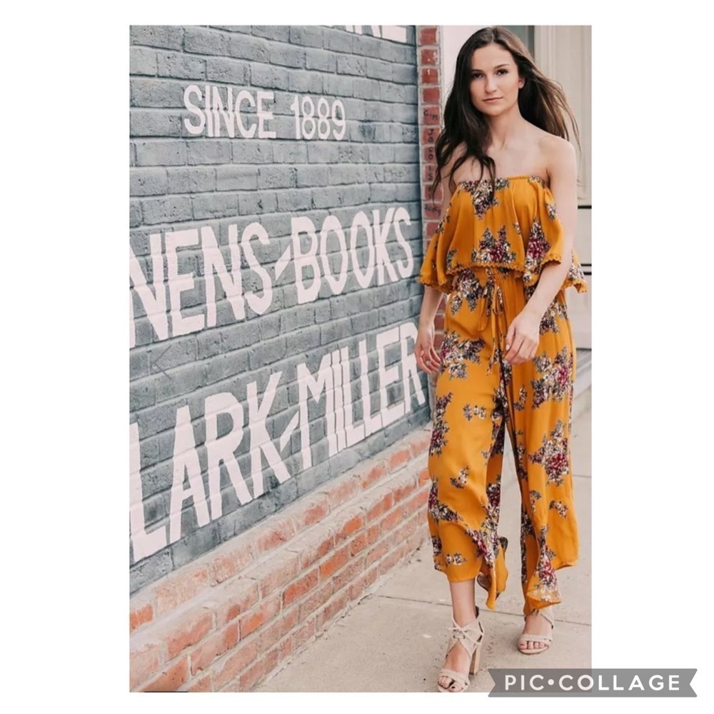 Angie Gold Floral Stapless Cutout Back Wide Leg Cropped Jumpsuit Size Small - Picture 12 of 16